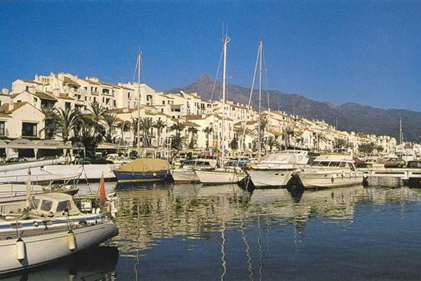 102_puerto_banus