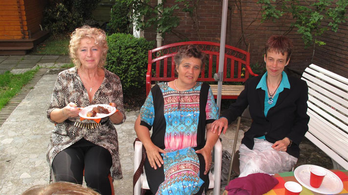 sweet threesome andrea dia and rati 2011