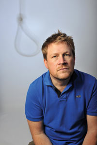 Richard-Fry-unbeatable-heart-in-blue